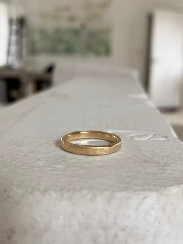 Thin Rugged Ring