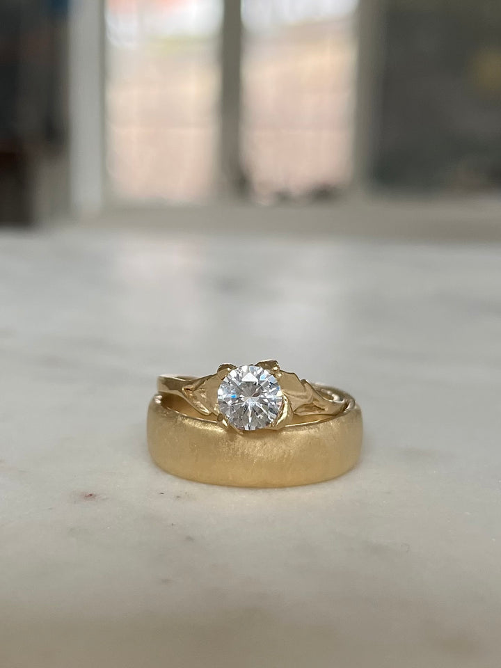 Leafy Solitaire and Classic Ring