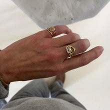 Load image into Gallery viewer, Sea Ring