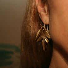 Load image into Gallery viewer, Foglie d´oro Earring